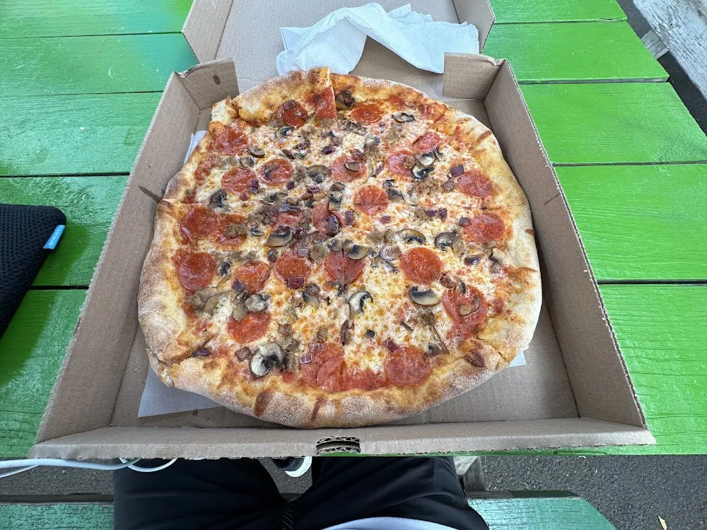 Pepperoni Mushroom Bacon Pizza